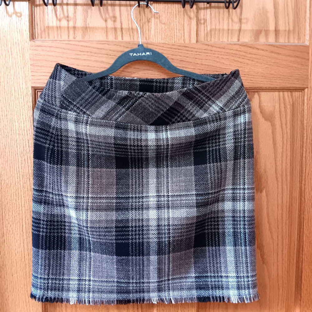 Women's Skirt  Eddie Bauer  sz 4